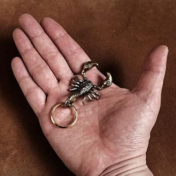 Amazon.co.jp: 真鍮 キーホルダー（サソリ 中サイズ）蠍 さそり
